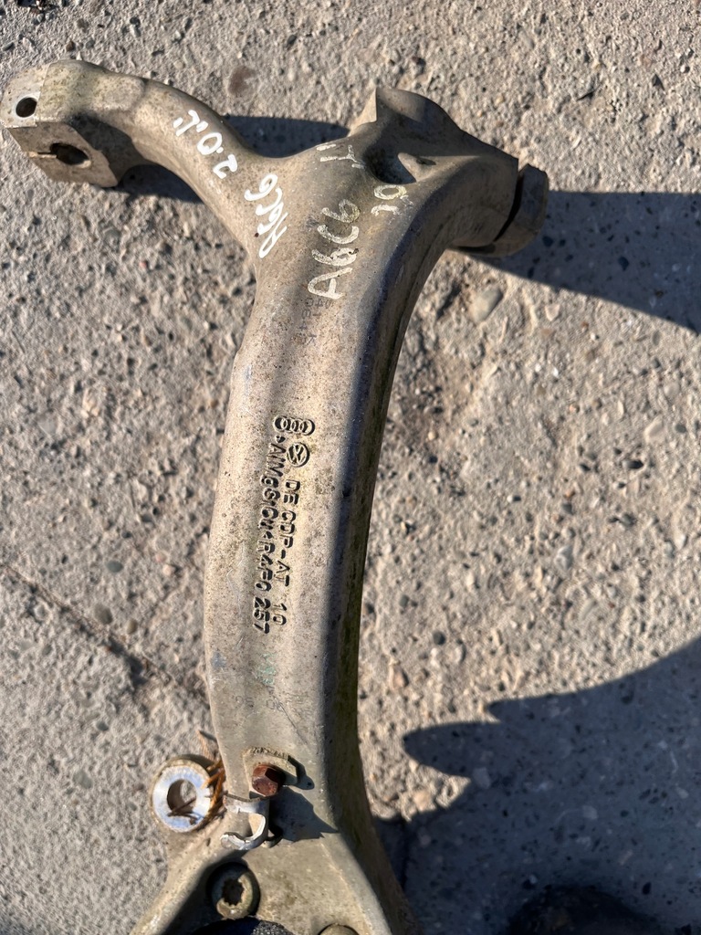 фото №7, Audi a6 c6 4f поворотный кулак перед правая