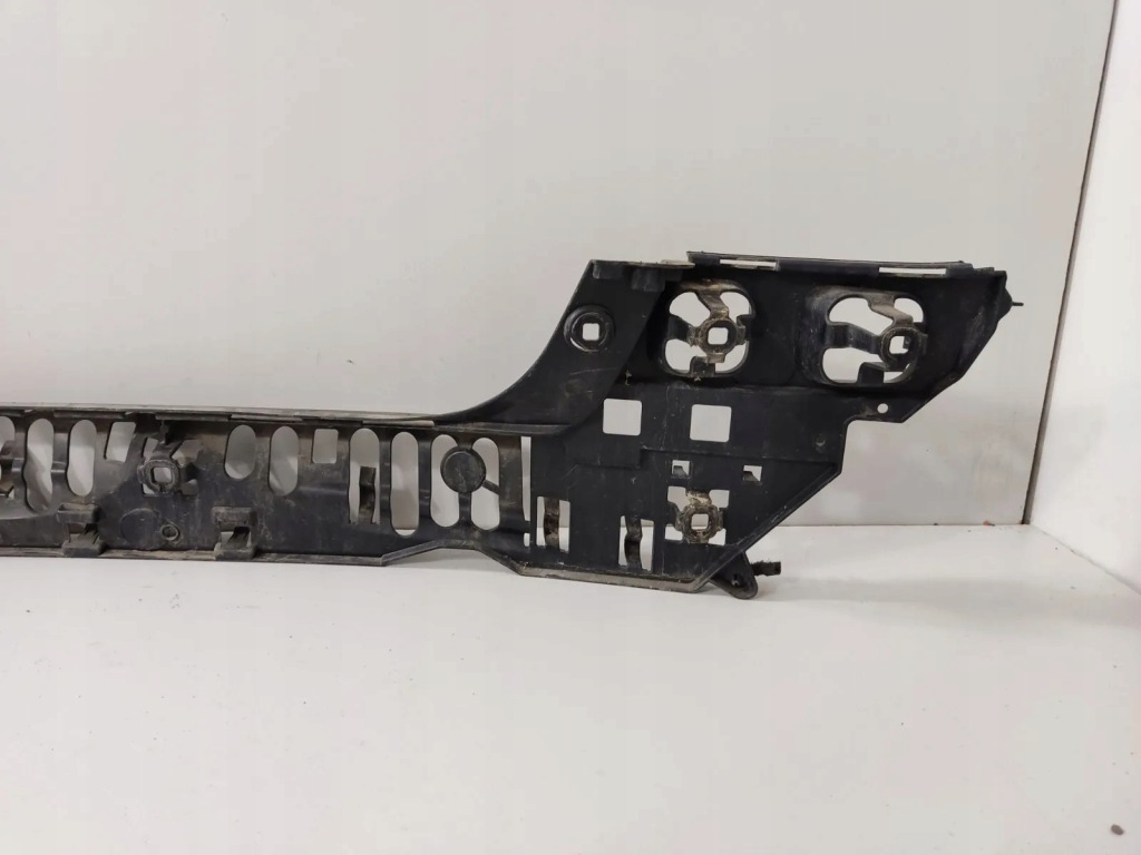 Средний кронштейн заднего бампера bmw 7 g11, g12 7357144 2016 Киев