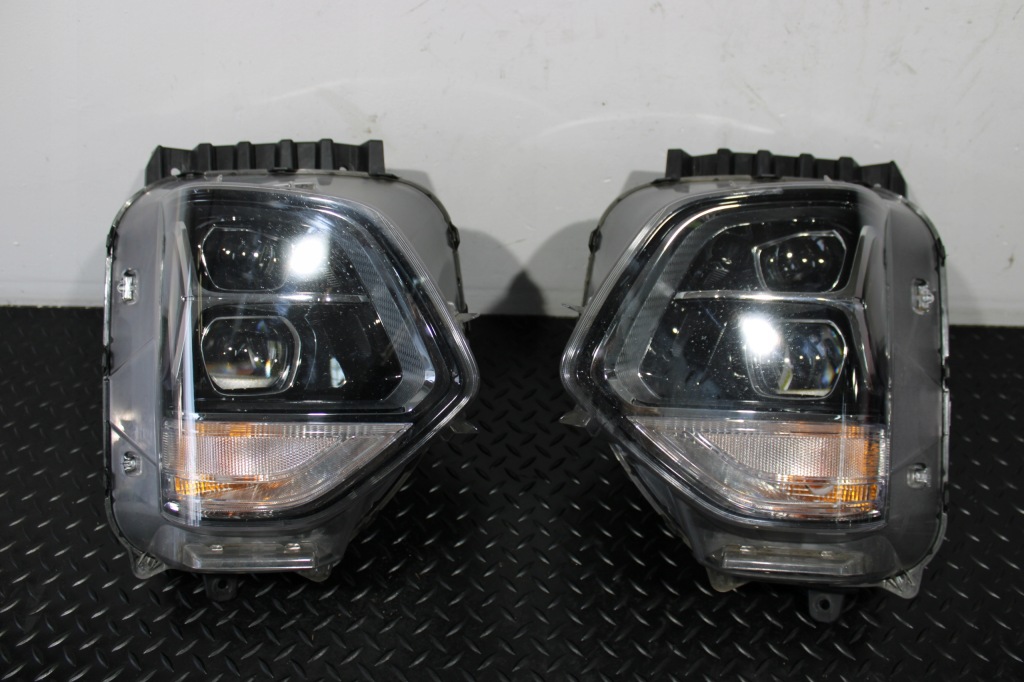 фото №1, Лампы перед передние led hyundai santa fe santafe 4 iv crdi