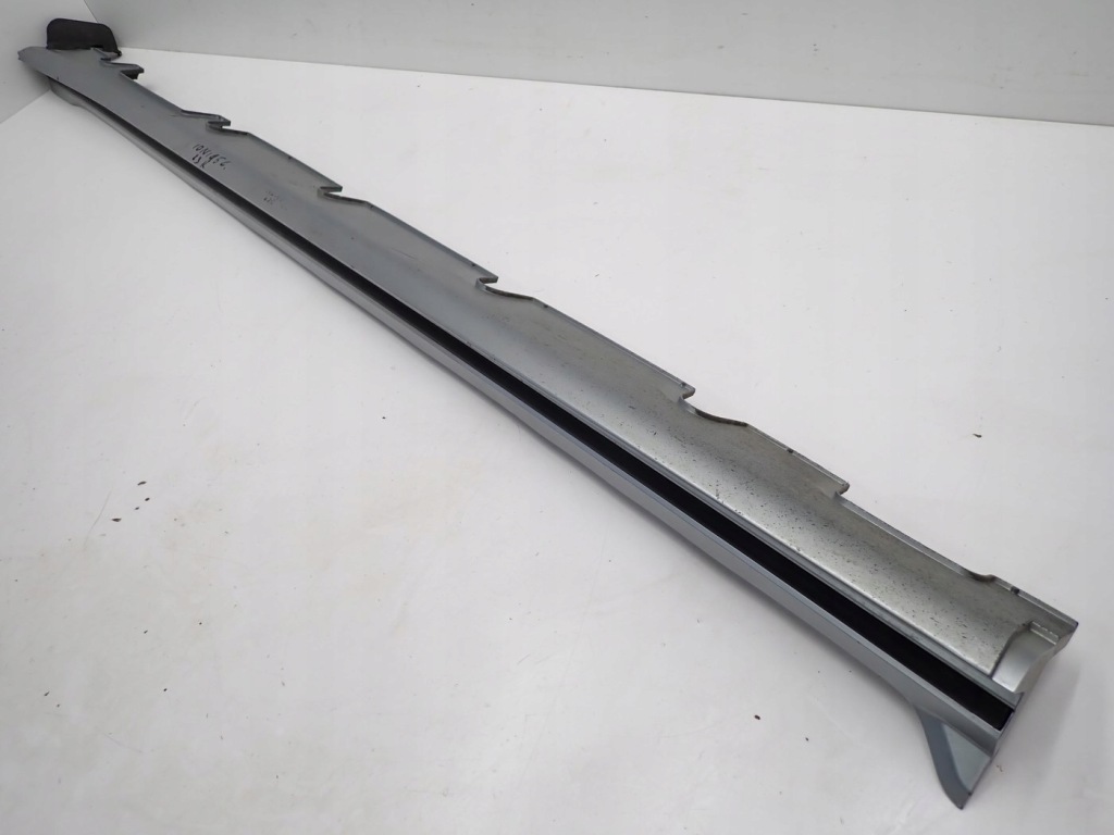 фото №4, Молдинг захист поріг поріг ліва 87751-gi100 hyundai ioniq 5 23r