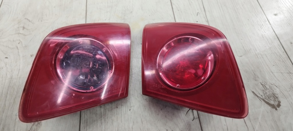 фото №1, Mazda 3 iii bk лампа кришки задня ліва права пара комплект лампи