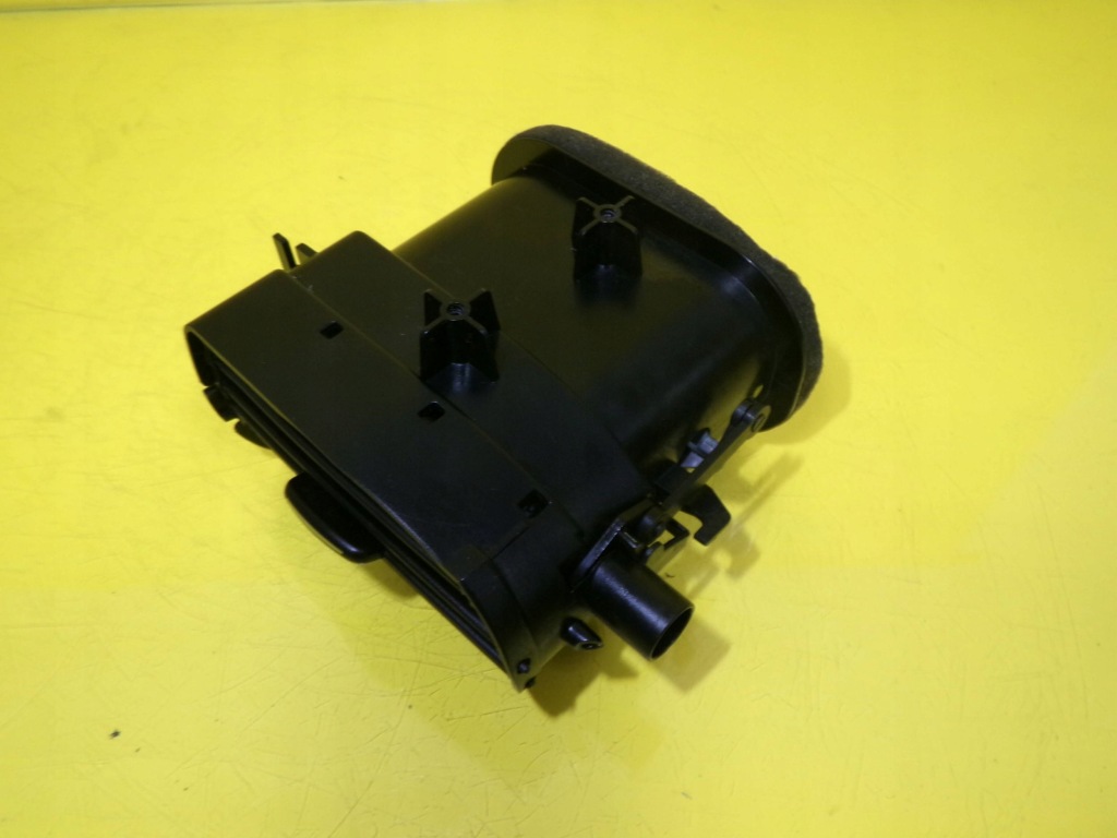 Боковая решётка обдув левая mercedes-benz a w168 1688300154 nr581 с Разборки