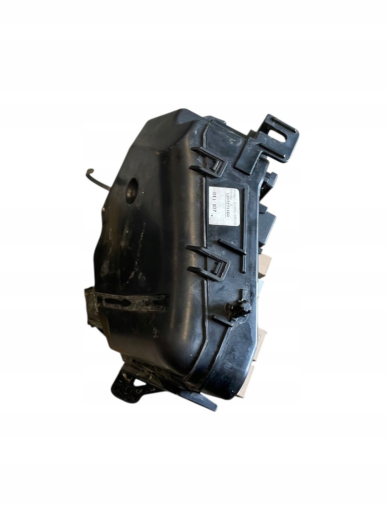 фото №8, Hyundai i40 2013 рамка / модуль предохранителей