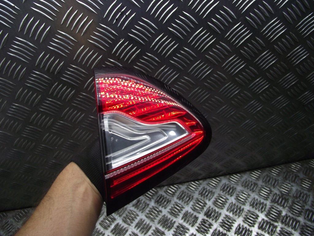 фото №4, Лампа задняя задняя крышки левая правая renault captur i 13r