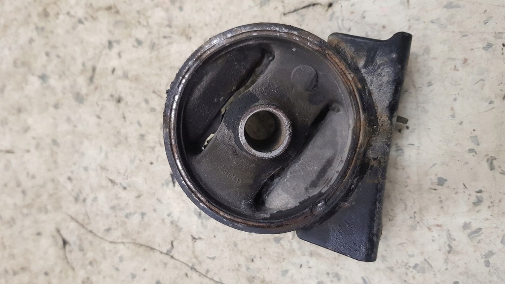 фото №1, Подушка кронштейн двигателя jeep patriot 2.0 16v