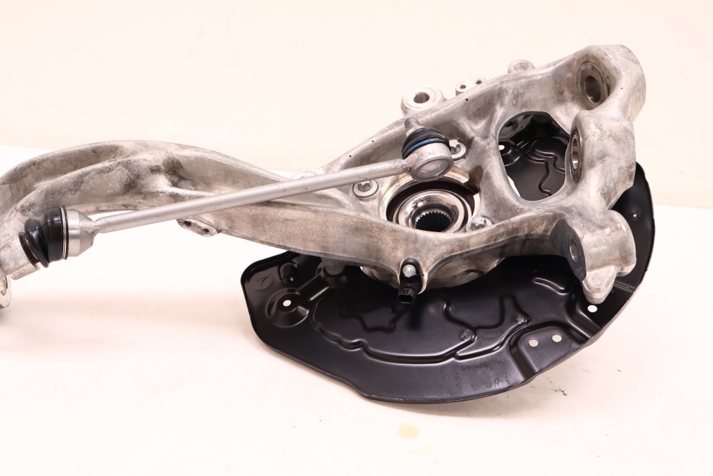 Mercedes-benz cle a236 300 4matic поворотний кулак ступиця права перед a0004213402 Зі Шроту