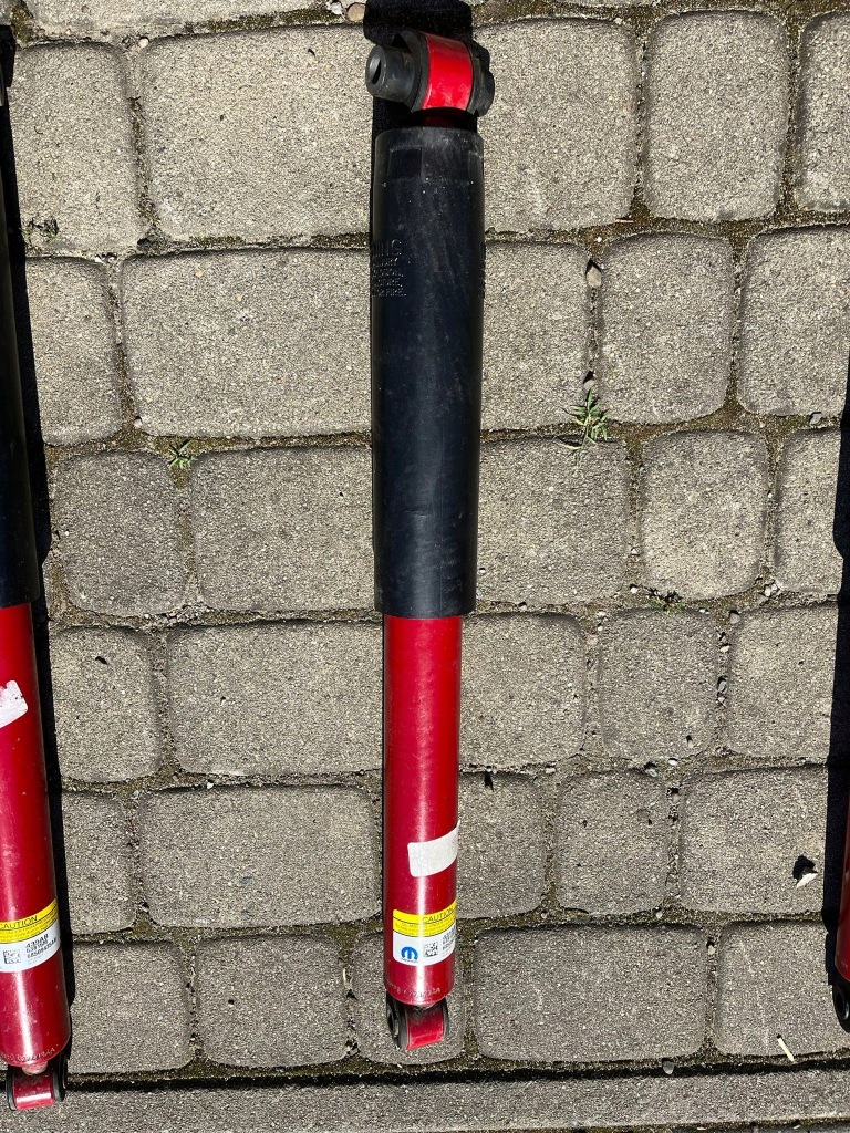 фото №1, Амортизатор передній jeep wrangler jl 68509431ab