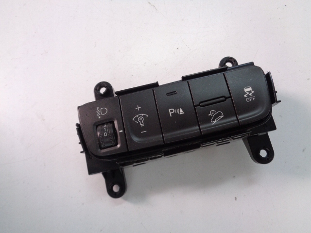 фото №1, Панель світла hyundai kona 2017-