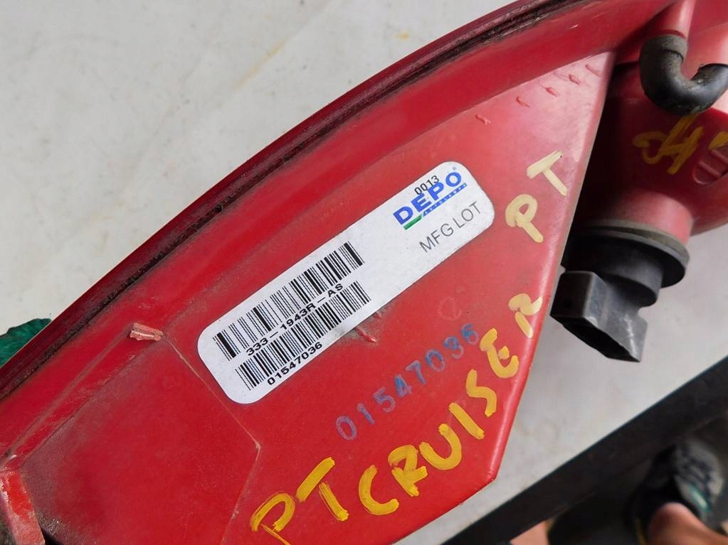 фото №10, Chrysler pt cruiser 1.6 04r лампа задня правий depo