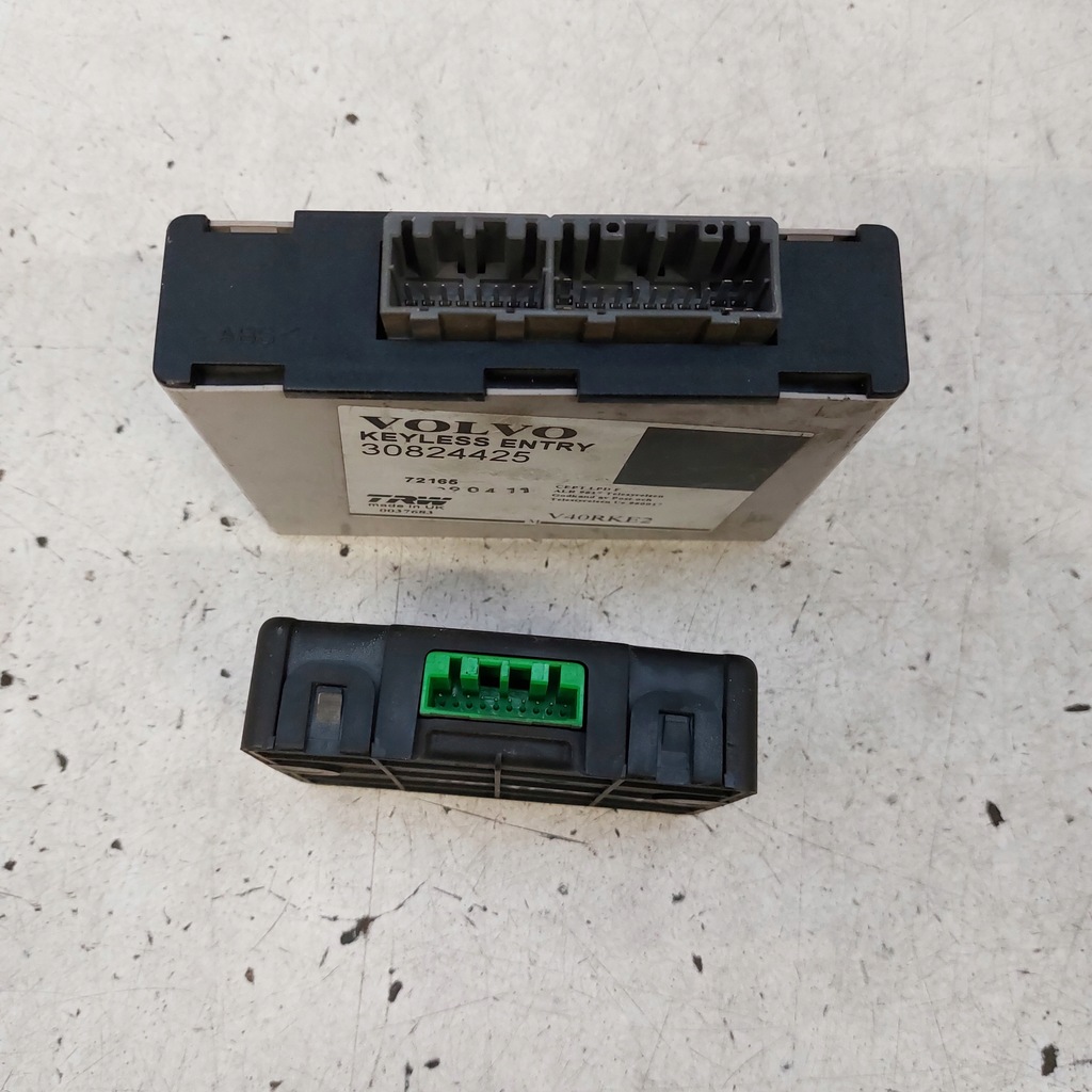 фото №8, Volvo v40 s40 модуль замка центрального + иммобилайзер 30824425 30864647 trw