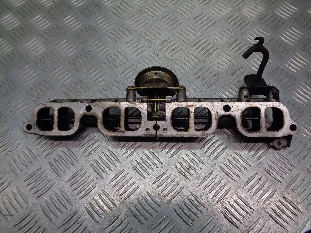 фото №1, Крышки вихревые toyota avensis t25 2.0 d4d