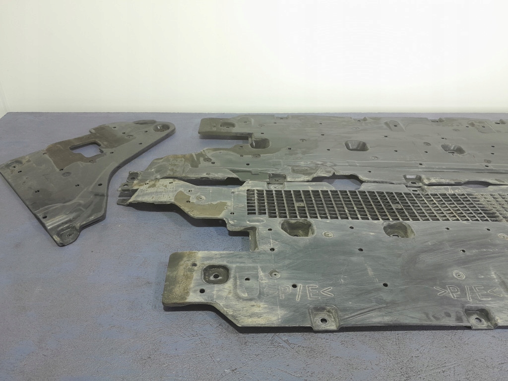 фото №5, Renault megane iv hb захист підвіска 748152941r