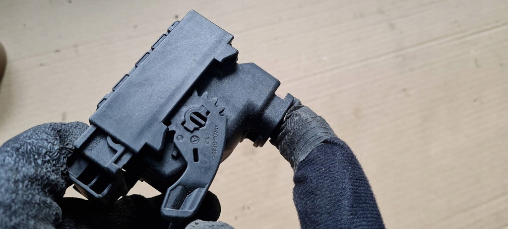 фото №10, A4 b9 8w штекер колодка компьютер 4h0906971ab a5 8w q5