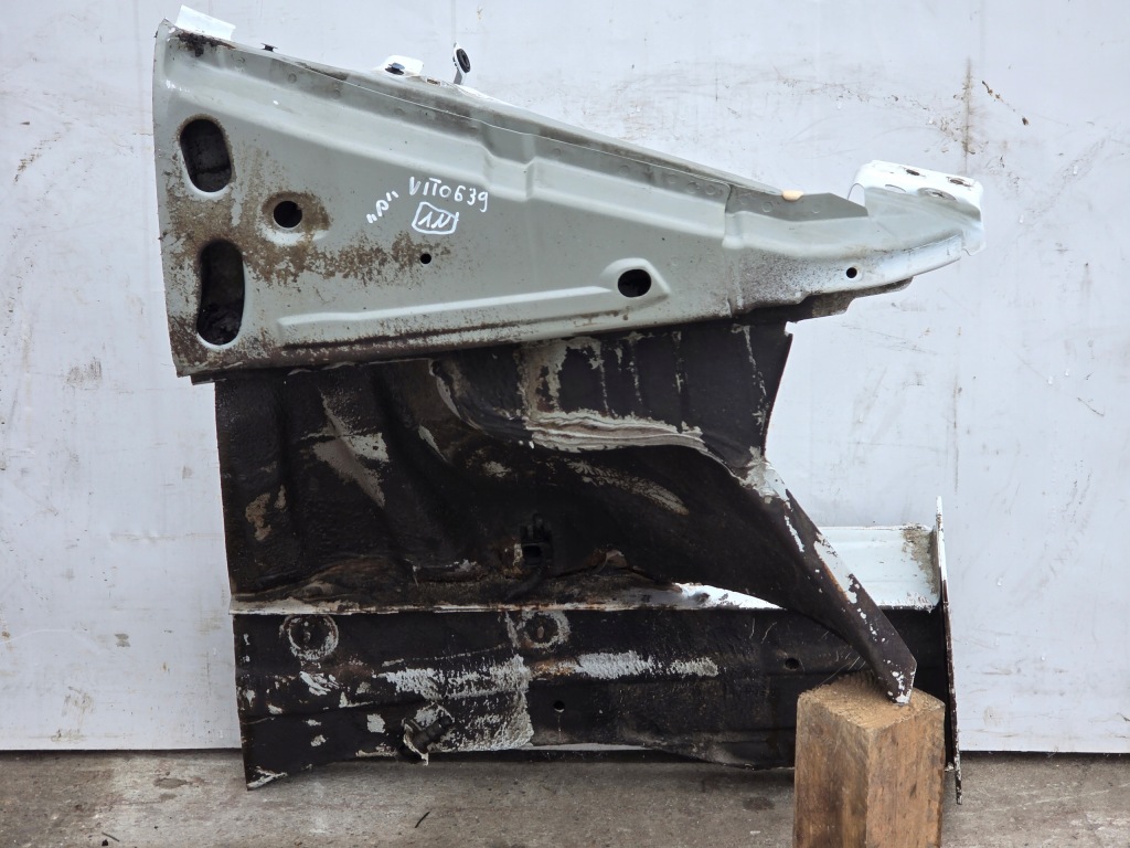 фото №8, Vito w639 10-14 lift обшивка праве чверть права підкрилок лонжерон 1n