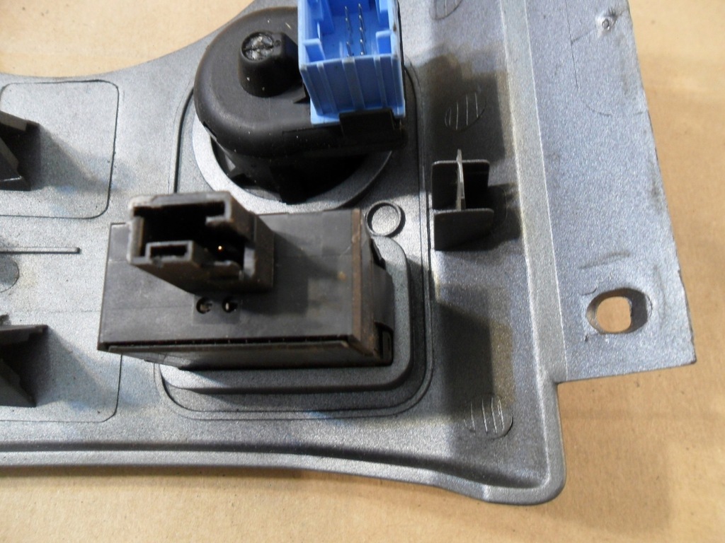 фото №13, Панель регулировки зеркал partner 9644985677