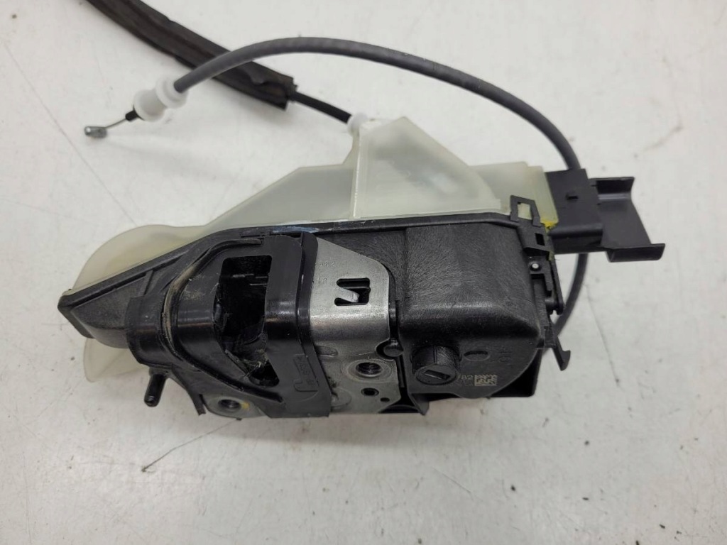 Замок передок  передний левый дверь citroen c3 aircross 1 европа  psa266782 Доставка