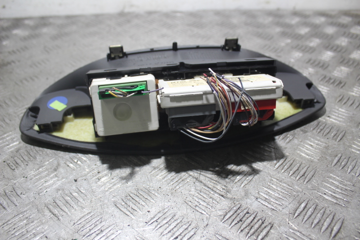 фото №3, Дисплей renault laguna ii