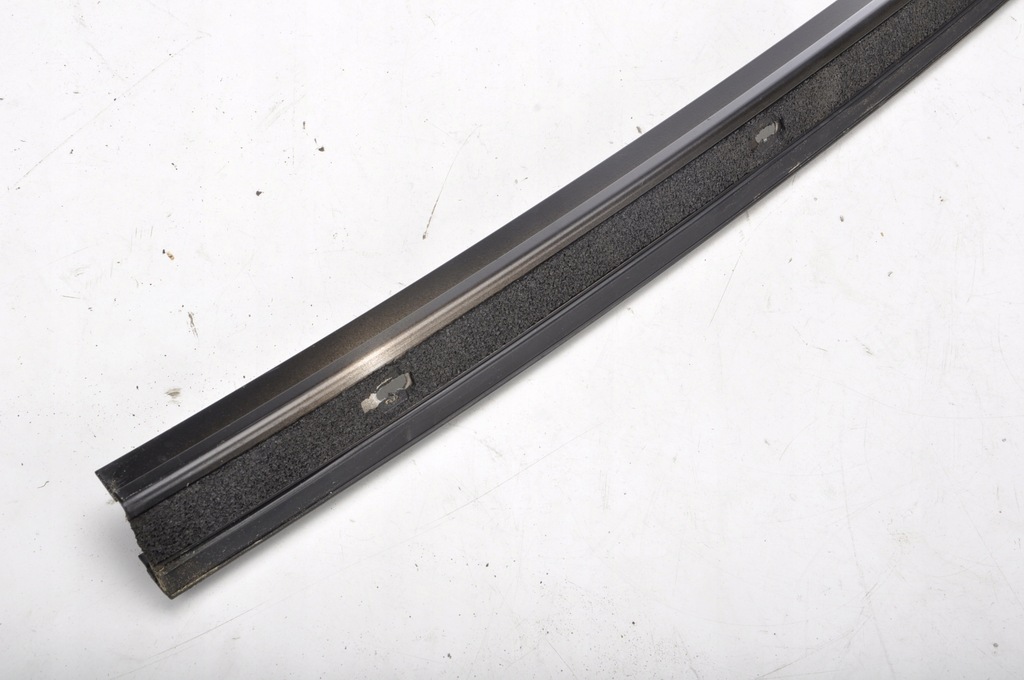 фото №8, Jaguar e-pace молдинг двері ліва верхній перед