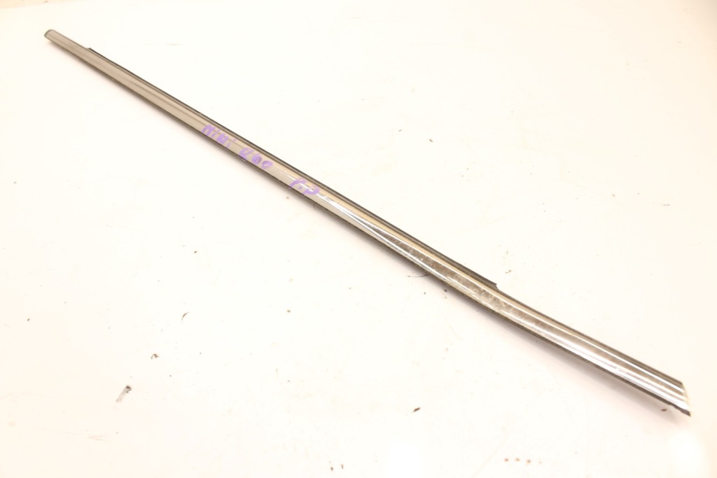 фото №3, Молдинг уплотнитель правый перед хром mini countryman r60