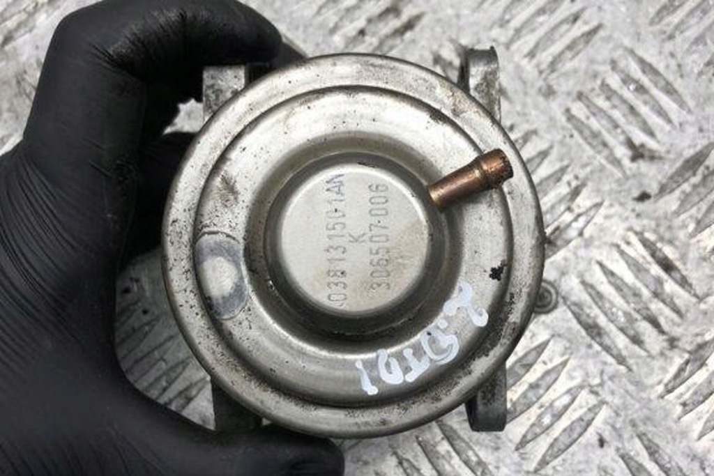 фото №6, Клапан egr vw passat b7 alltrack 365 038131501an 2.0l дизель 103kw 2006