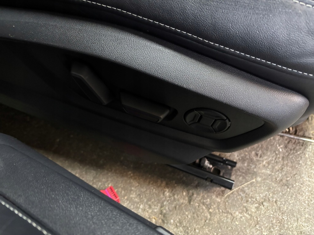 фото №8, Audi q8 сиденья заднее сиденье обшивки alcantara электрика комплект