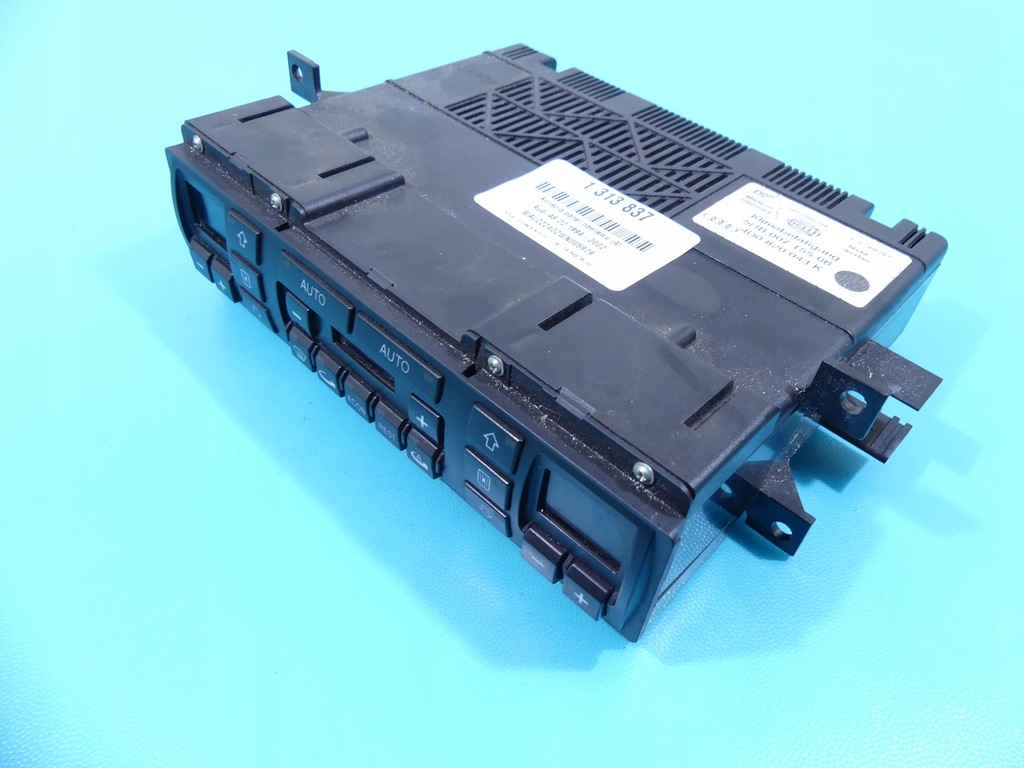 фото №1, Консоль панель обдув audi a8 d2 4d0820043k