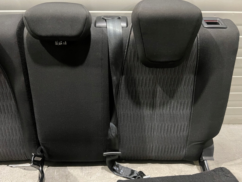 фото №8, Сиденья заднее сиденье подлокотник защёлки opel corsa f