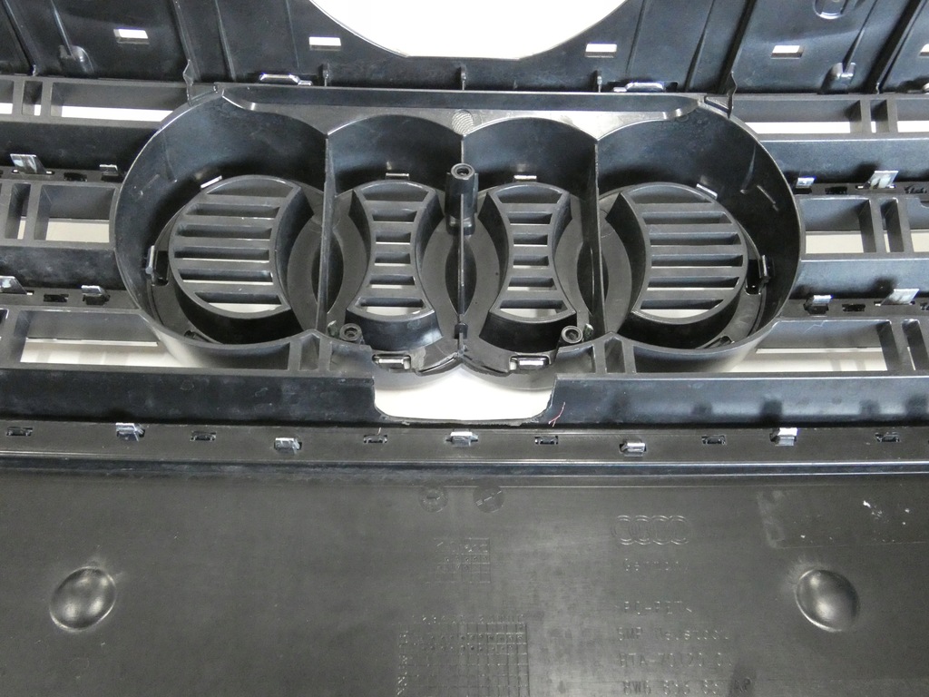 фото №8, Решётка радиатора, решётка радиатора audi s-5 8w przed lift