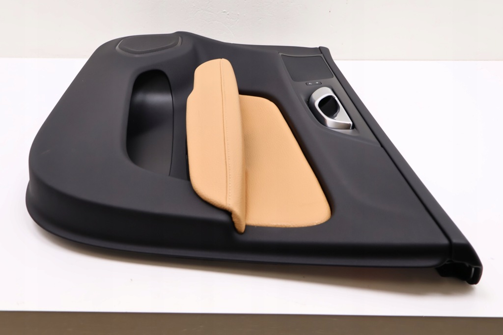 фото №9, Volvo v60 ii обшивка дверь правый перед 30747502, 31490902