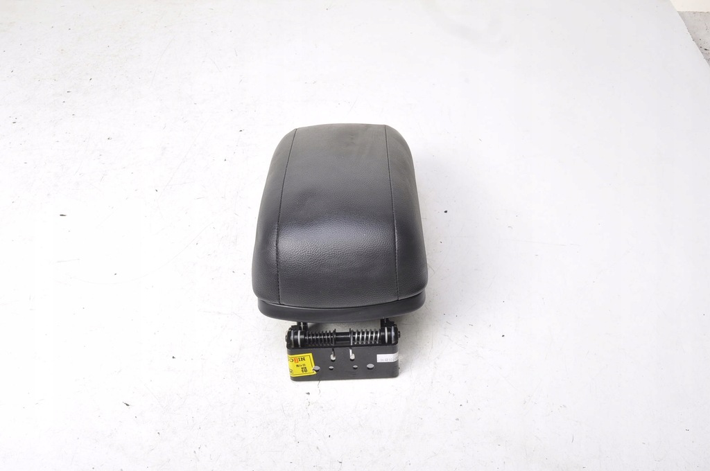 фото №5, Hyundai i30 i подлокотник кожа