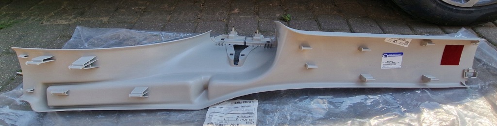 Chrysler pacifica молдинг накладка поріг стійка ліва 5rh87pd2af нова Доставка