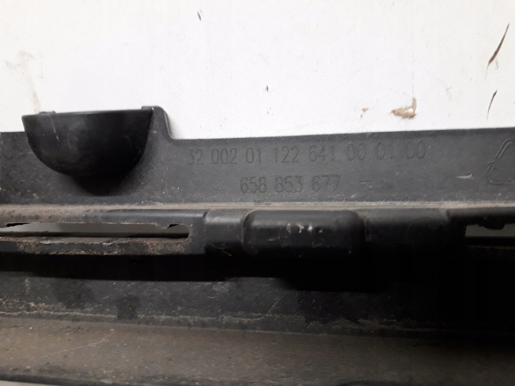 фото №10, Skoda kamiq 19- решётка средняя бампера передний перед 658853677