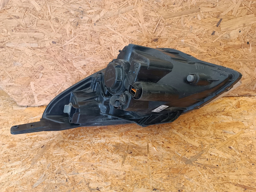 фото №16, Лампа фара правый перед eu 92102-4p000 hyundai i20 i 2008-2012