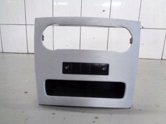 фото №1, W245 b-klasa 06 рамка панель підігрів 1698208510