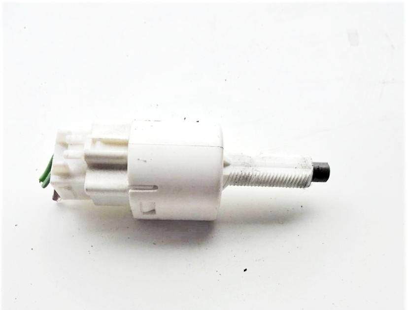 Купити Датчик стоп-сигнал suzuki sx4 2006-2013 рік