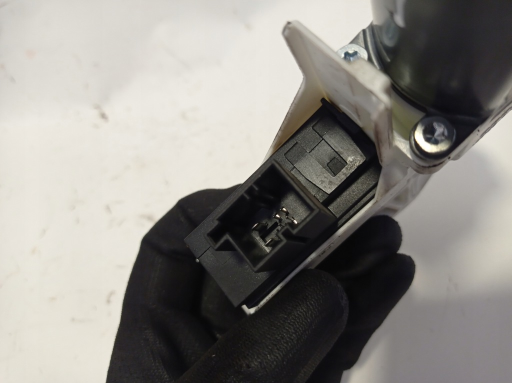 фото №5, Моторчик стекло левый задняя audi a6 c6 4f0959801c