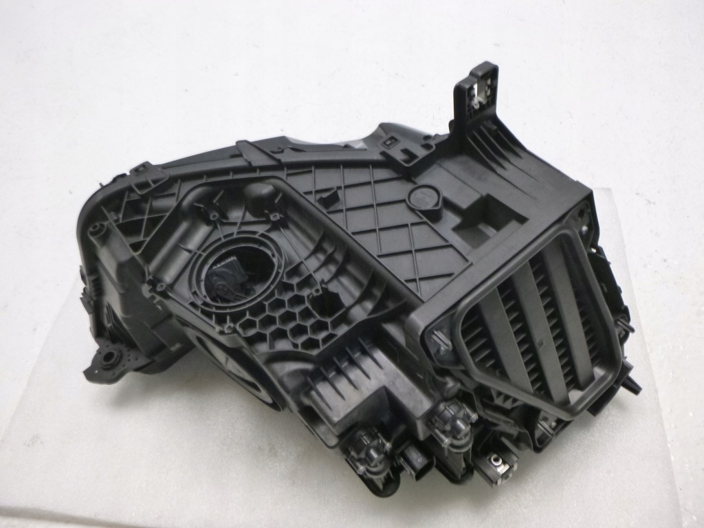 Audi q3 фара лівий перед ліва передня 5pin led Київ