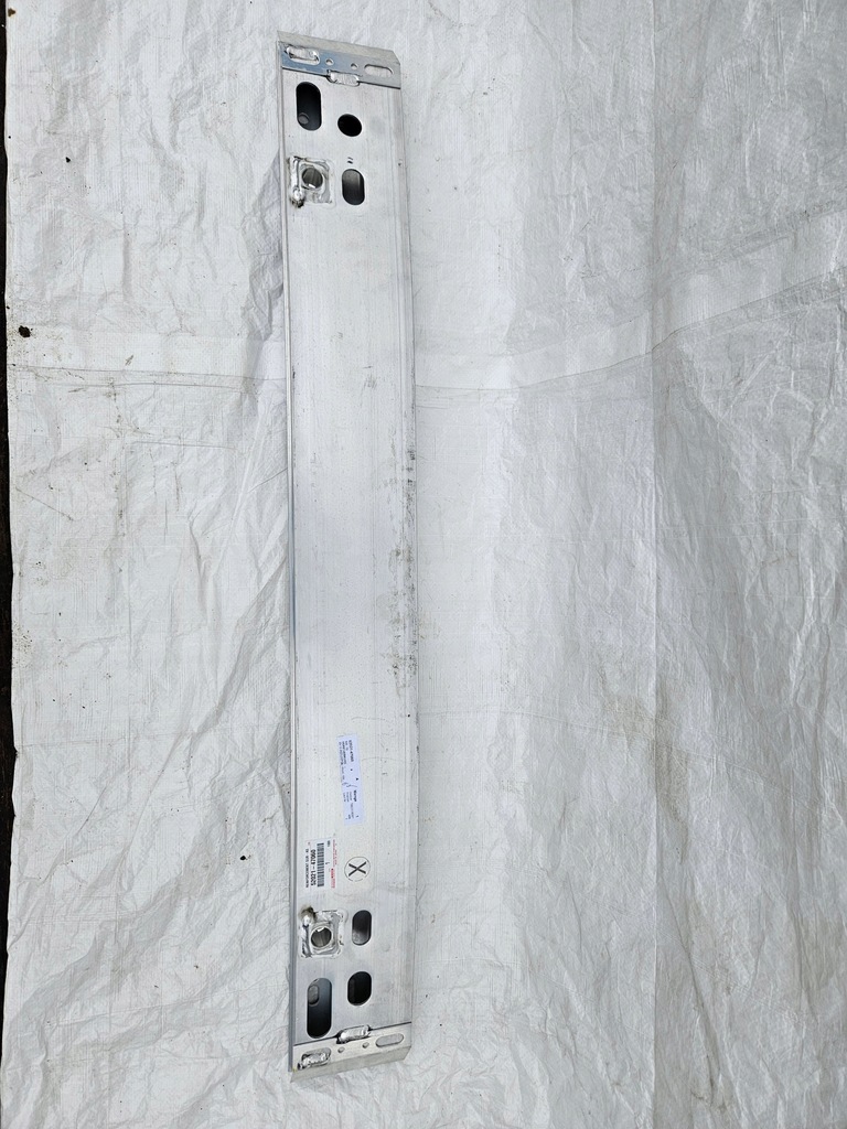 фото №1, Toyota prius v балка бампер перед 52021-47060 nowa oryg