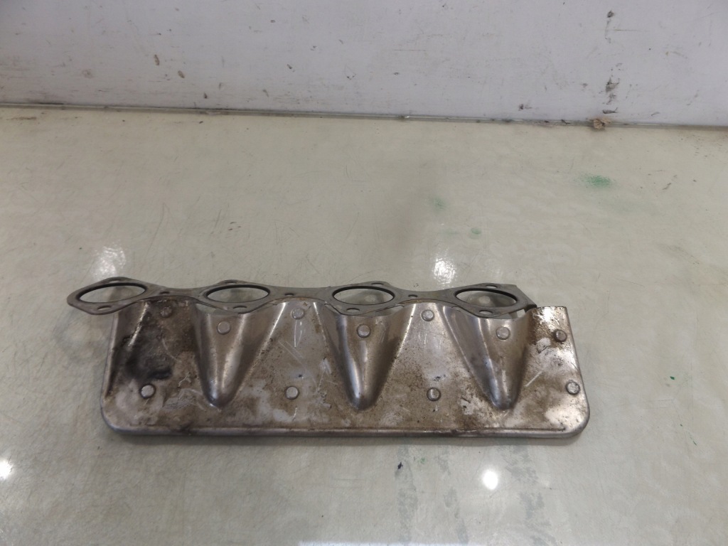 Купити E46 1,9 захист прокладка колектор