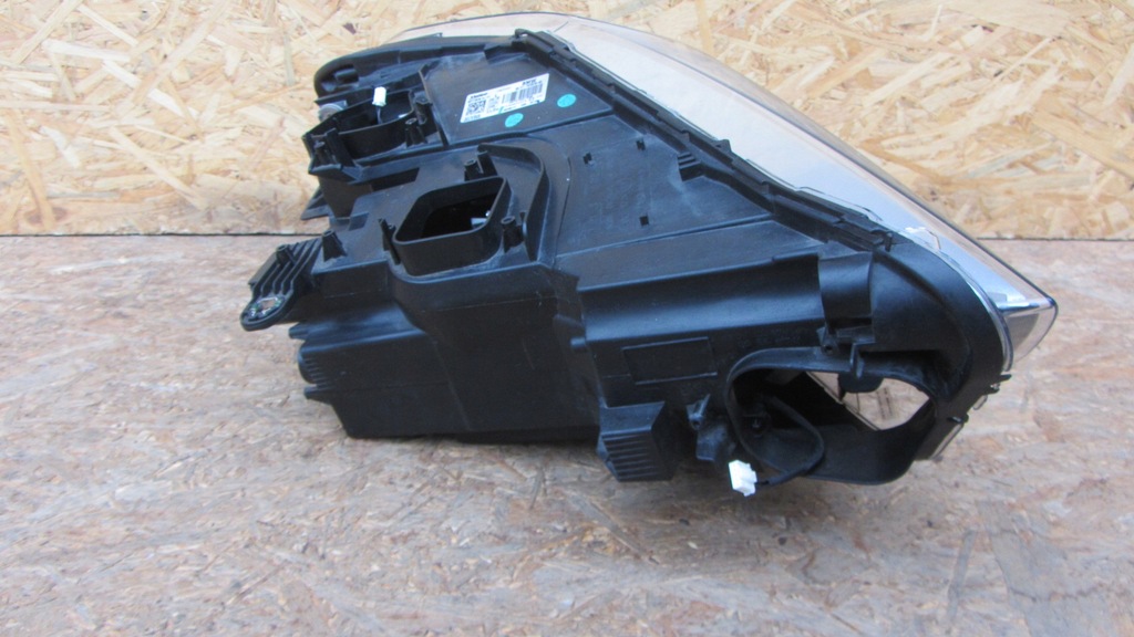 фото №9, Передня ліва лампа bmw x1 f48 led