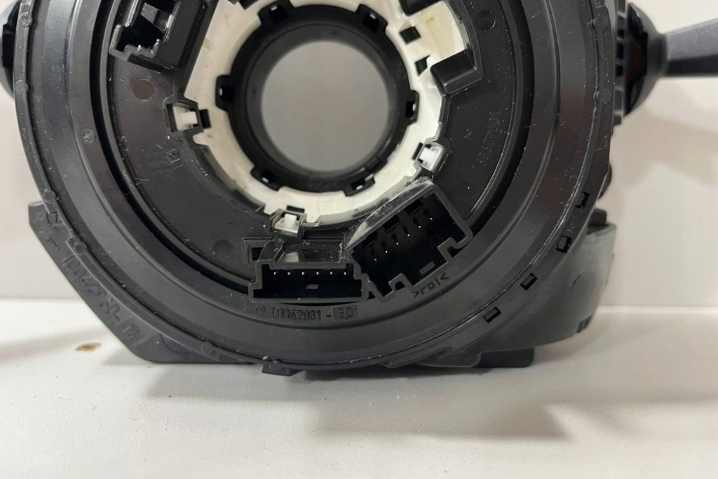 фото №9, Кольцо скользящий руля bmw 3 f30, f80 9253749 2.0l бензиновый 180kw