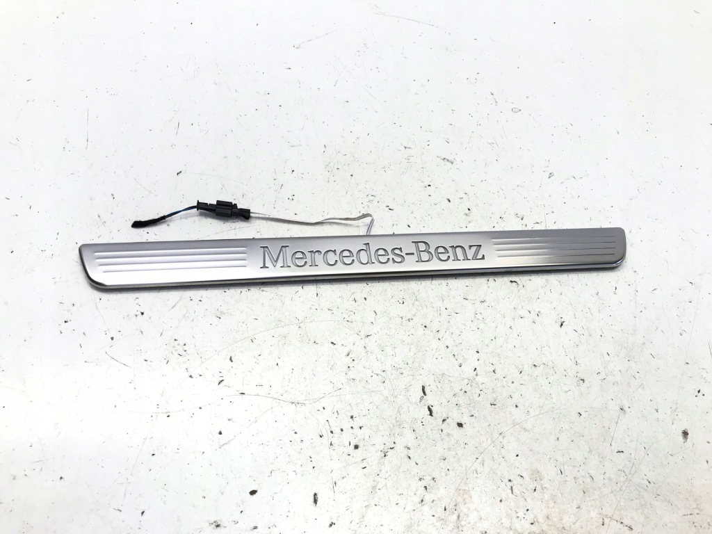 Купить Mercedes gla 2 h247 2024 накладка  накладка порога  правый  передок  led a1776809905