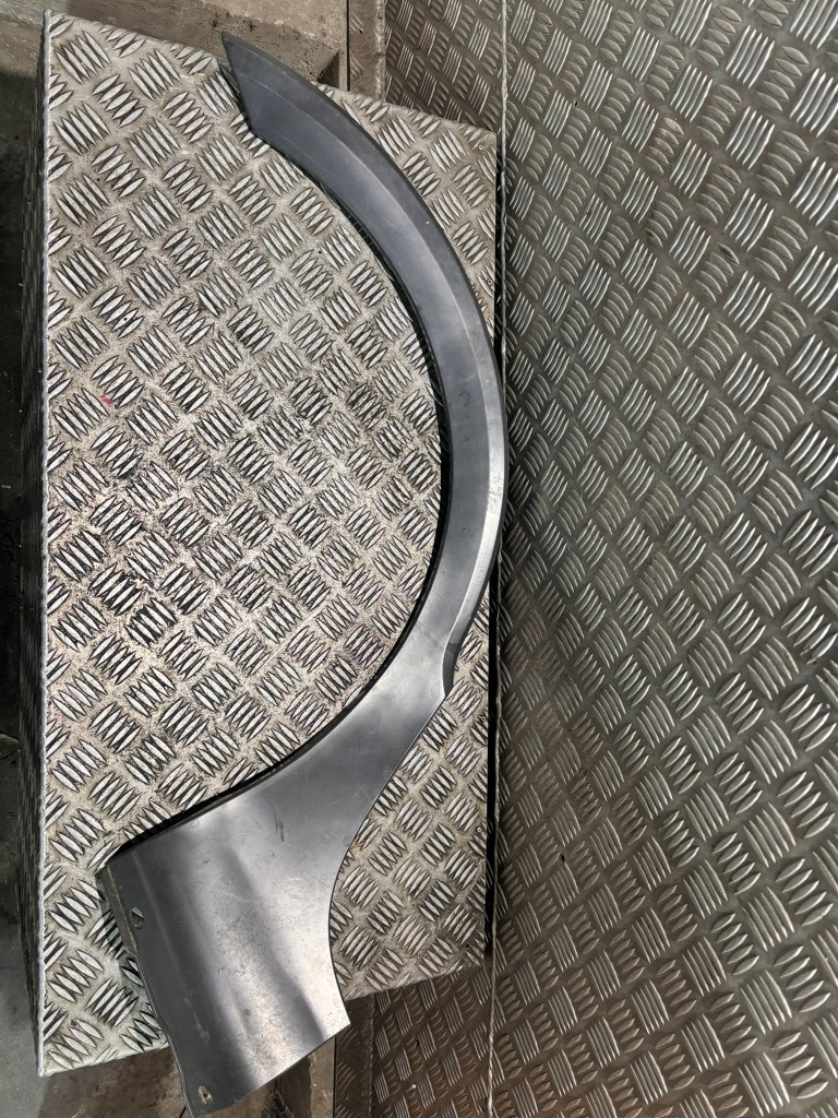 фото №1, Skoda roomster накладка крила правий задня 5j7853508