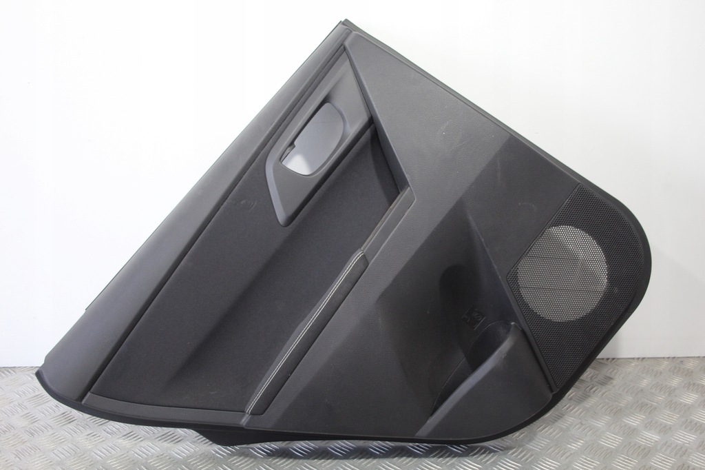 фото №1, Обшивка дверь левый задняя toyota auris ii