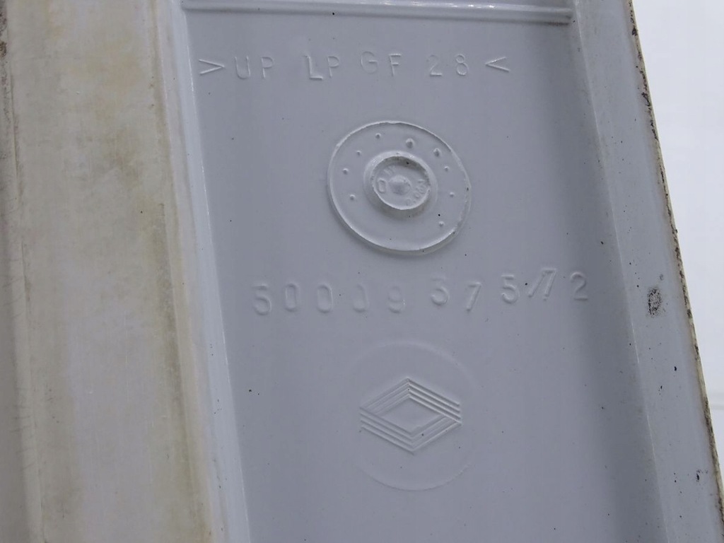 фото №5, Renault magnum e-tech обшивка bok кабины правый