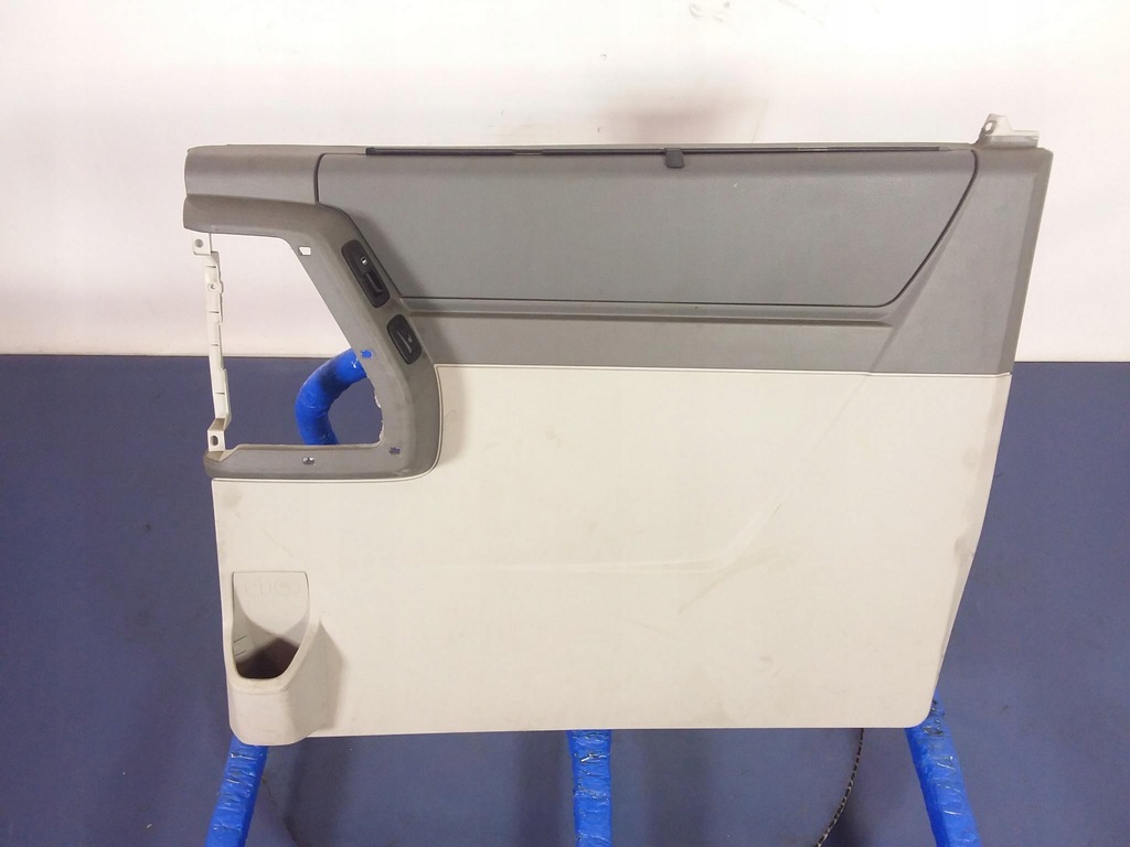 фото №1, Chrysler town country v обшивка дверь задняя правый