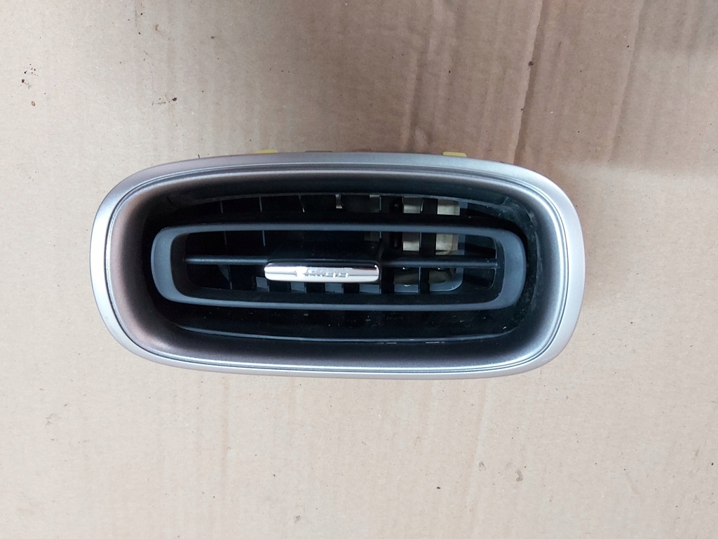 фото №1, Toyota prius iv решітка обдув ліва prime plug in