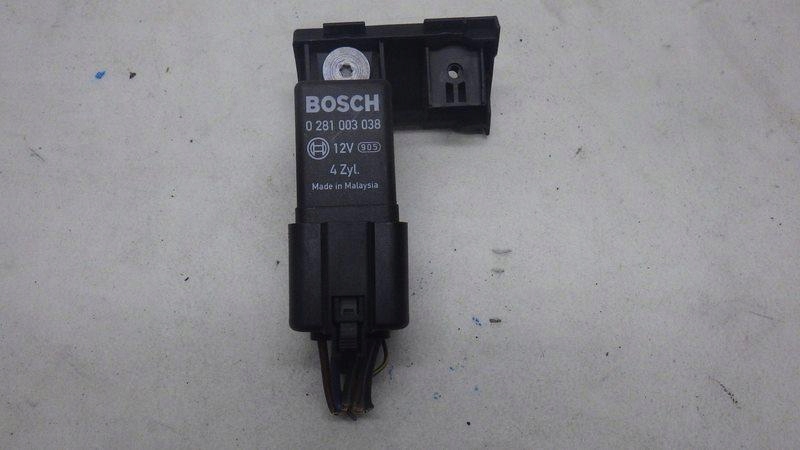 фото №1, Реле свеча накаливания a3 8p 1.6 tdi 038907281d