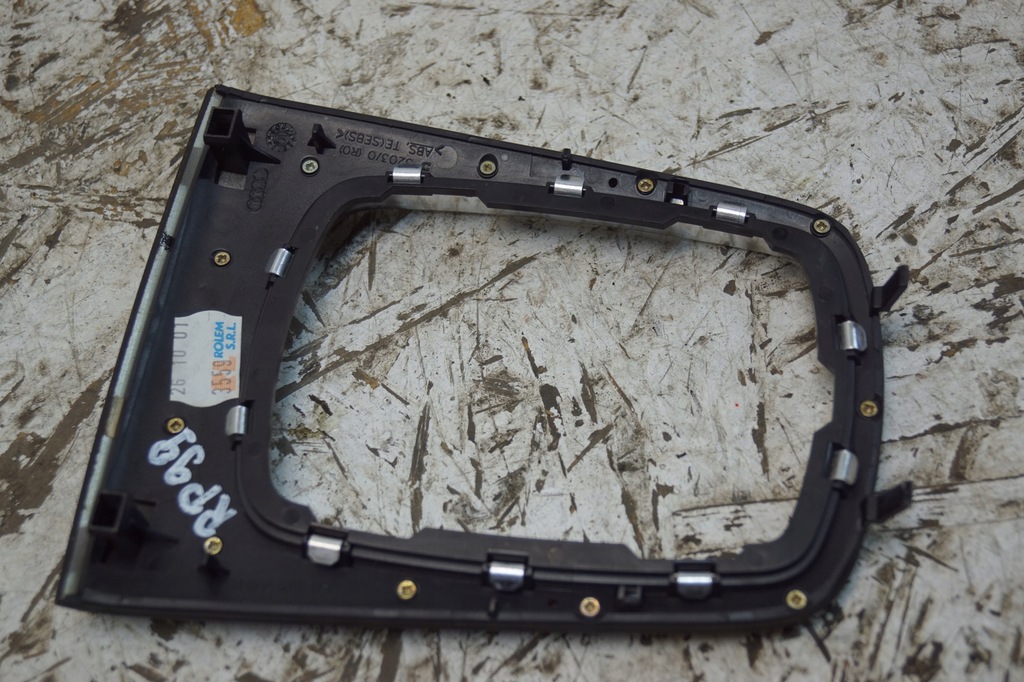 фото №7, Рамка чехол рычага переключения передач audi s3 8l 8l0864261c