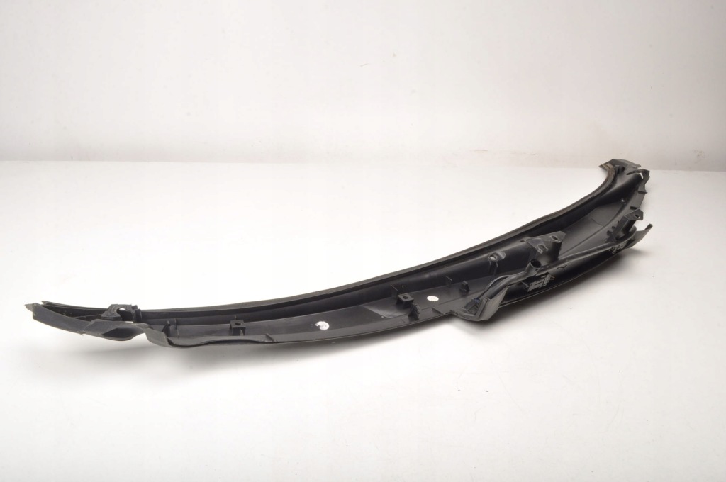 Porsche boxster 986 накладка жабо жабо 99657206307 в Украине